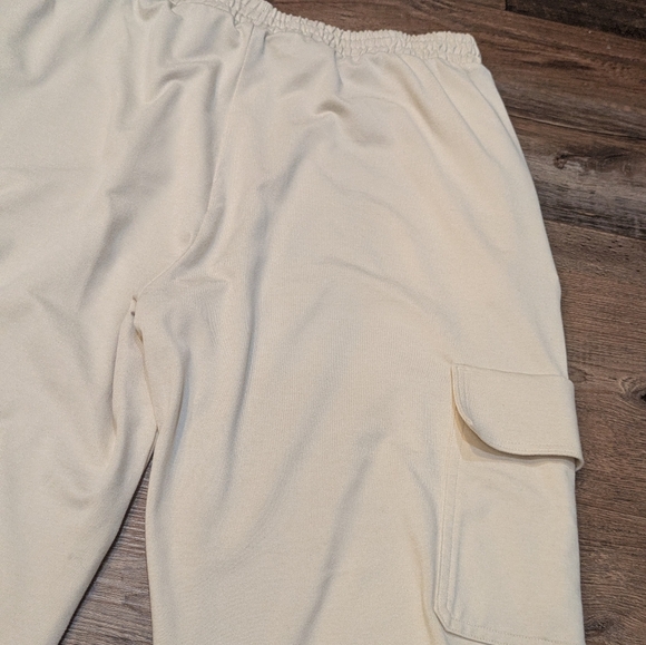 Vuori Boyfriend Cargo Sweatpant Milkweed Heather Sz Small - Picture 10 of 16